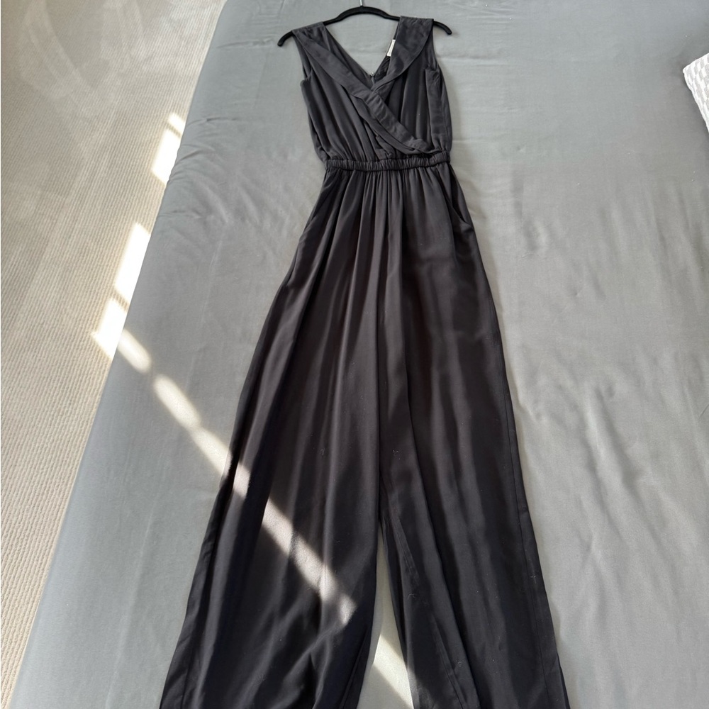 Elegant Black Sleeveless Jumpsuit